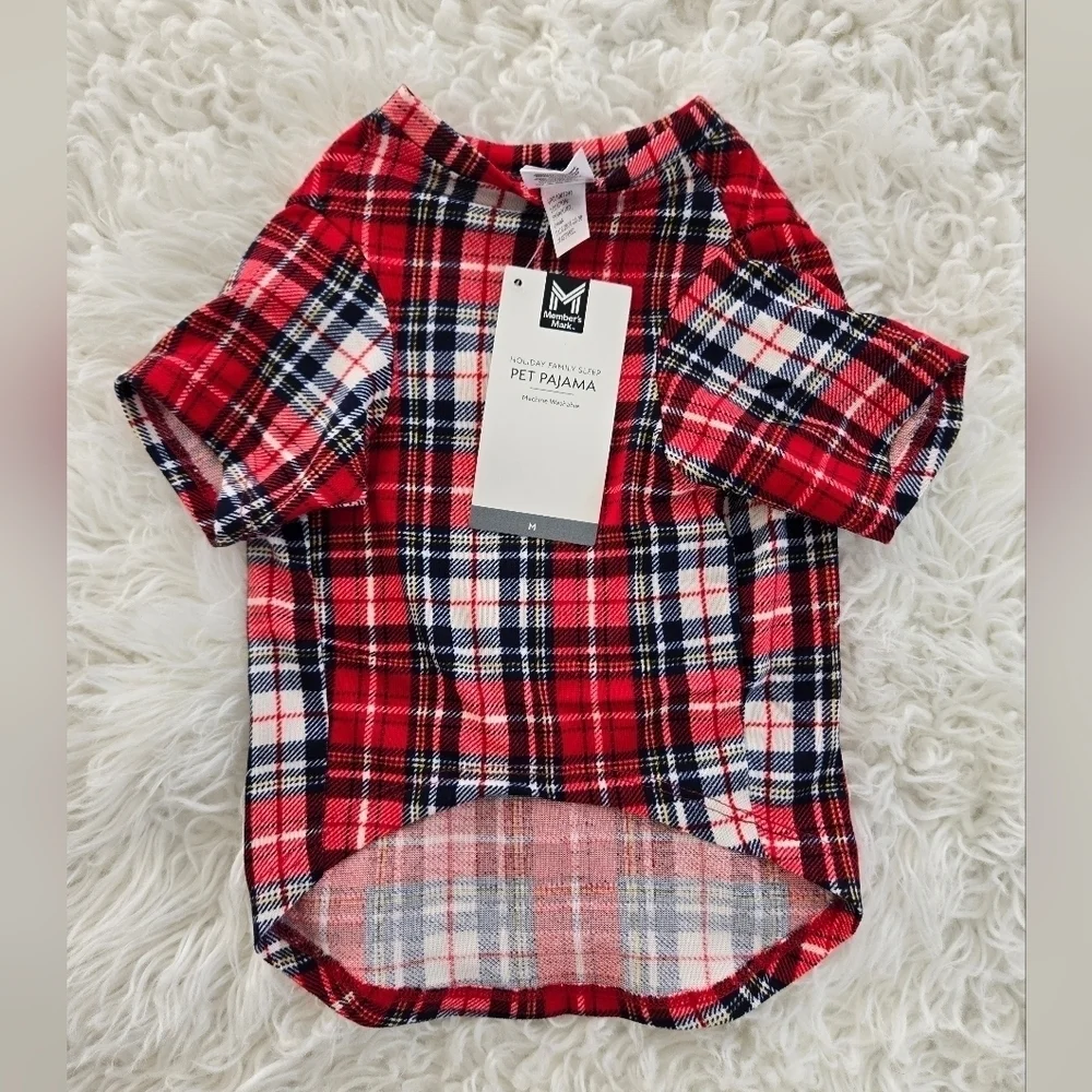Member's Mark Sleep Pet Pajama Coat. Color: Let It Snow. Size Medium. Ne…